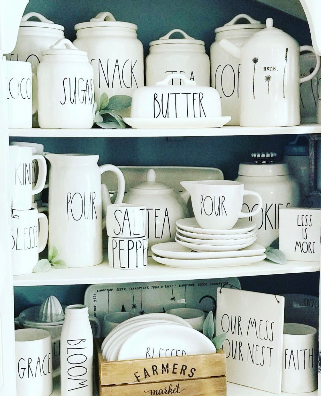 where to buy Rae Dunn pottery collection