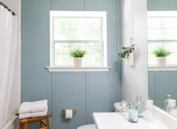 How to paint over wallpaper using primer, paint and lattice trim