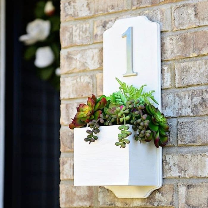 Decorative House Numbers by Tidy Mom with a succulent address planter box