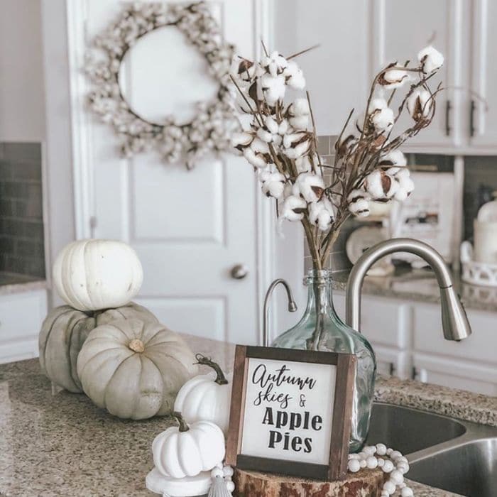 Decorating with Cotton by My Blessed Home with cotton stems incooperated in fall decor